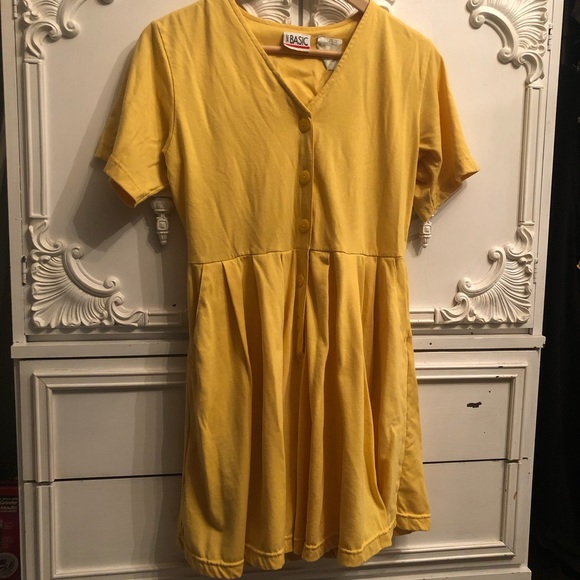 Vintage Yellow Romper - Picture 2 of 4